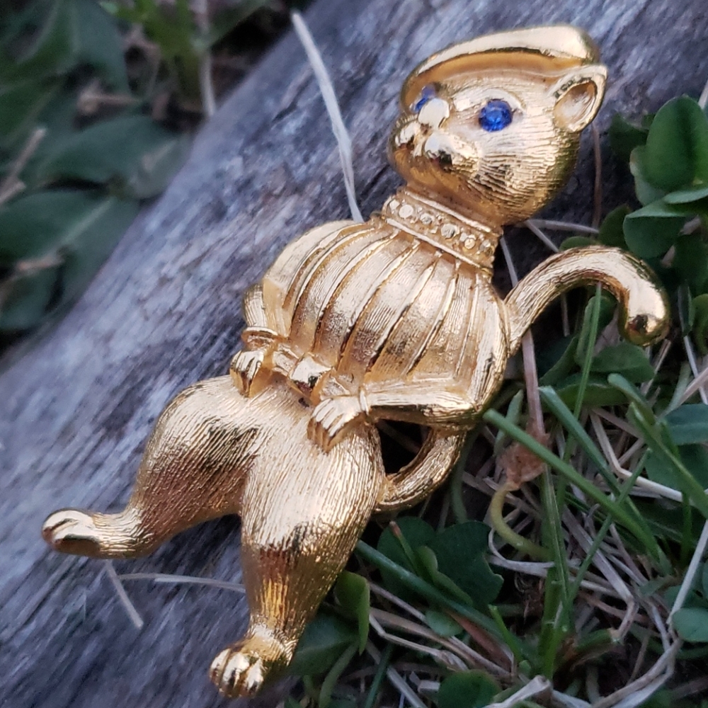 Vtg Baret Sweater Wearing Gerry's Kitty Cat Figural Gold Rhinestone Brooch Pin - Picture 11 of 11